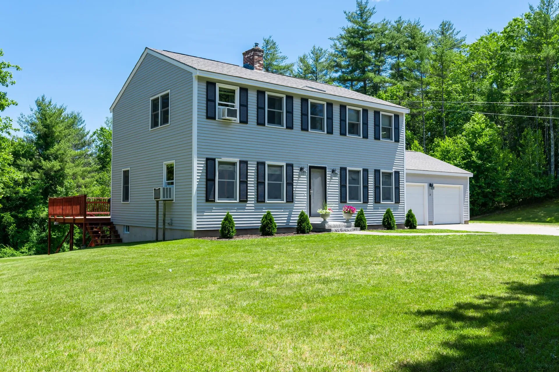 15 Little River Road Nottingham NH 03290