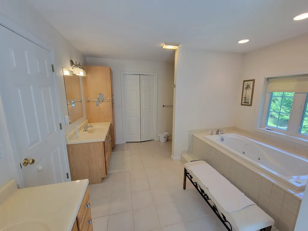 23 Alder Creek Lane Rochester NH 03867