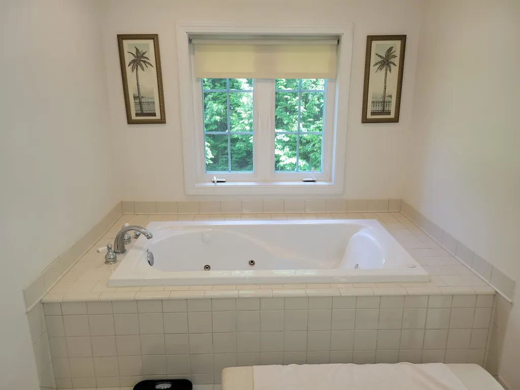 23 Alder Creek Lane Rochester NH 03867