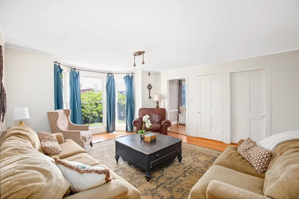 23 Pleasant Street Keene NH 03431