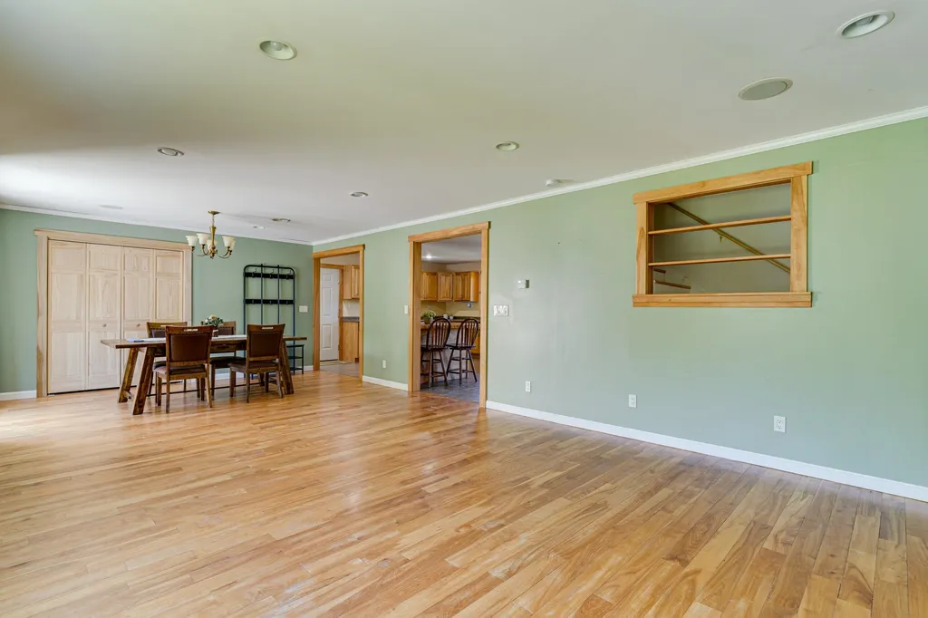 218 County Farm Road Dover NH 03820
