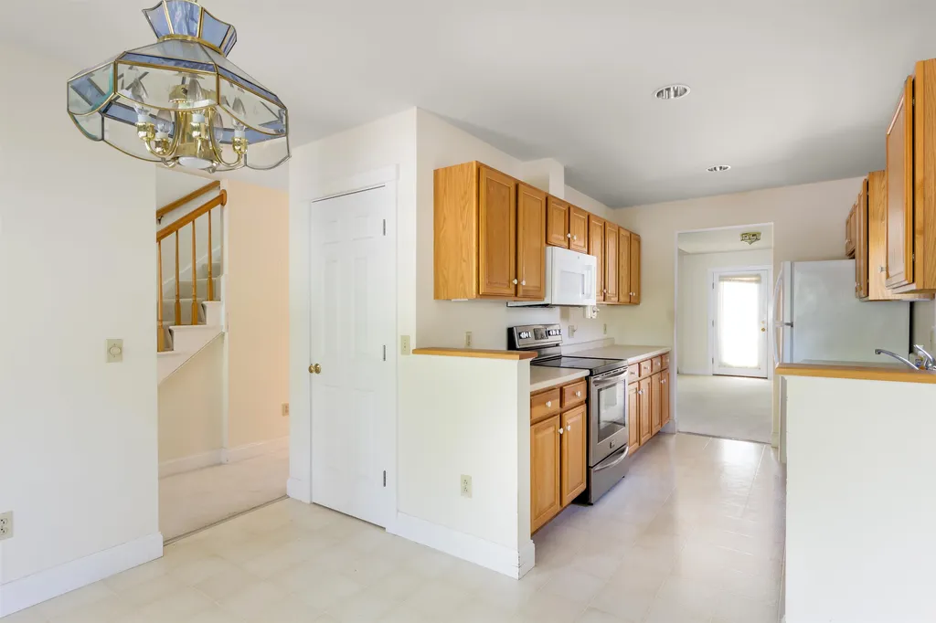 440 Commons Road Williston VT 05495