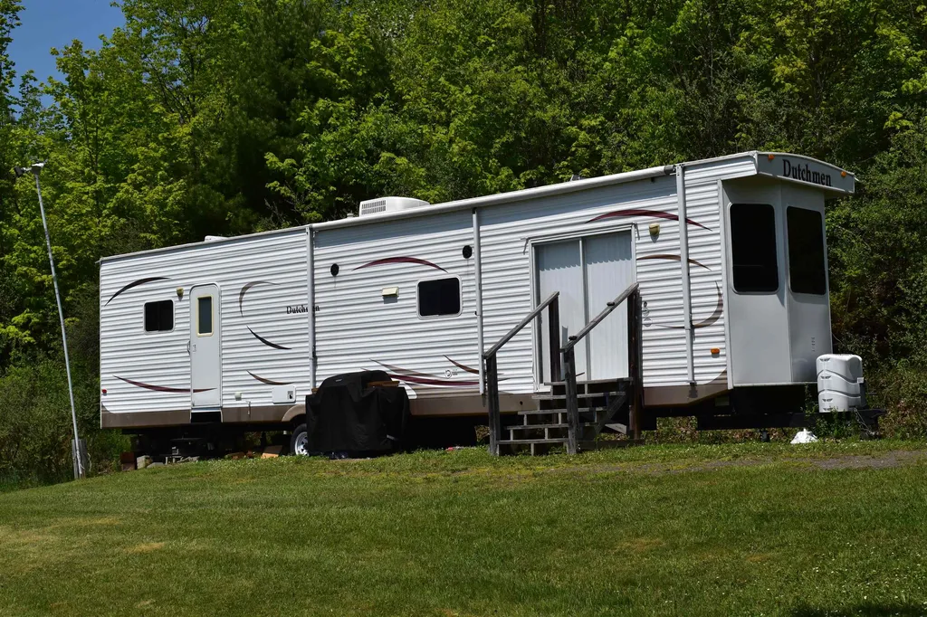 216 Bobbinshop Road Chelsea VT 05038