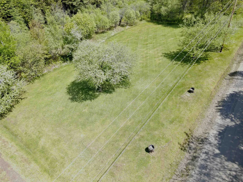 216 Bobbinshop Road Chelsea VT 05038