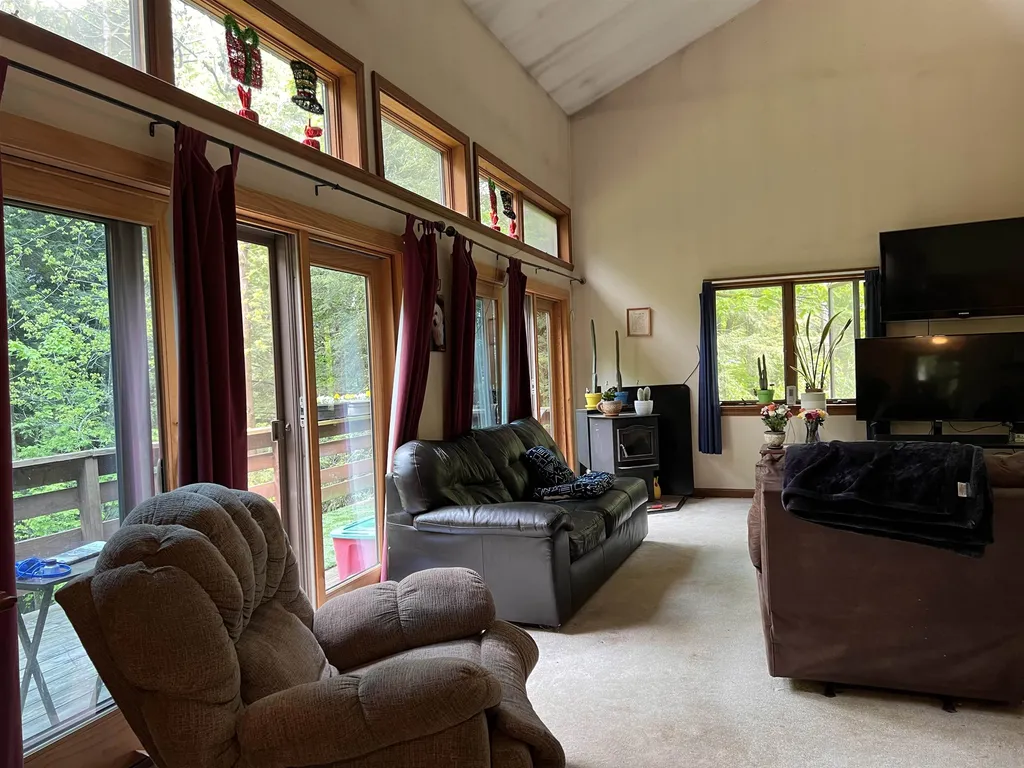 1 Monarch Lane Claremont NH 03743