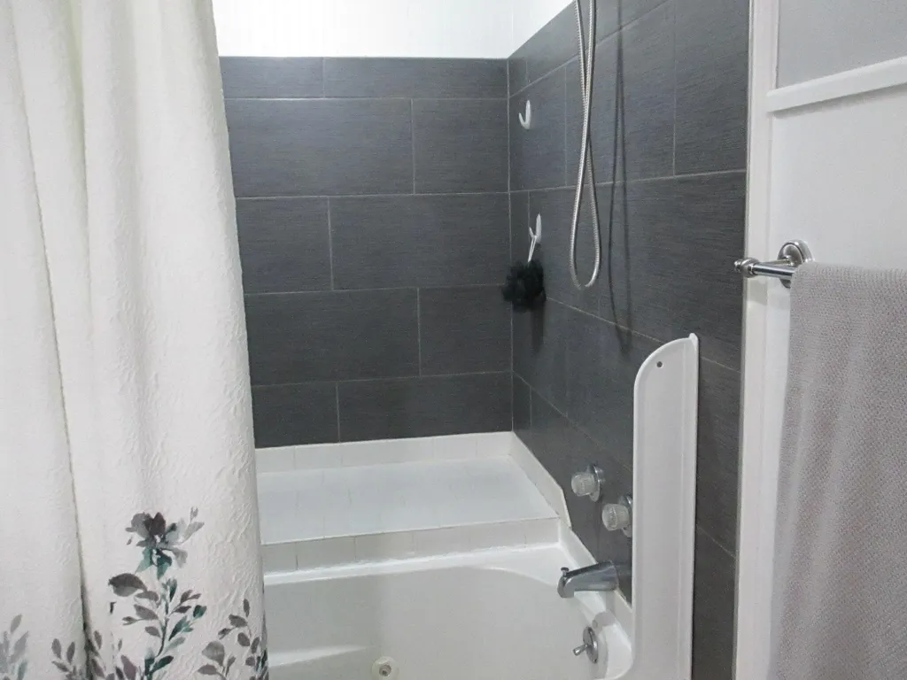 43 Base Hill Road Keene NH 03431