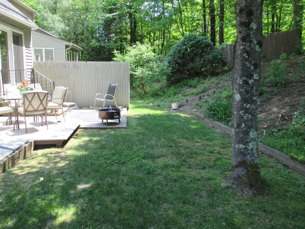 43 Base Hill Road Keene NH 03431