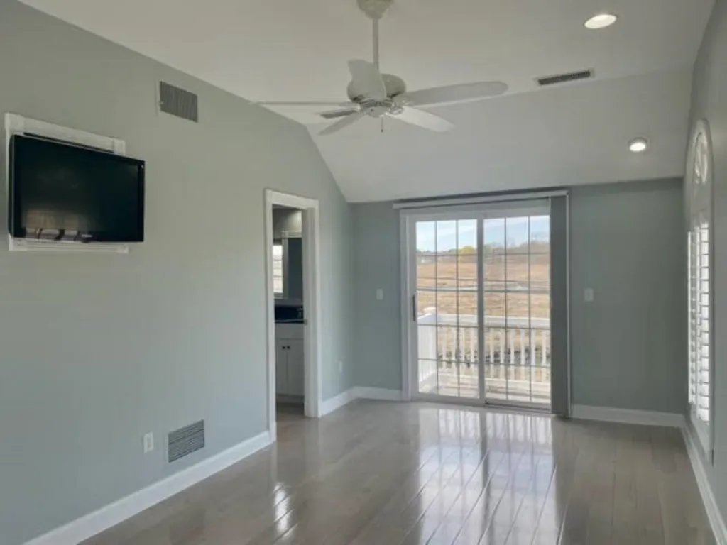 28 Ocean Boulevard North Hampton NH 03862