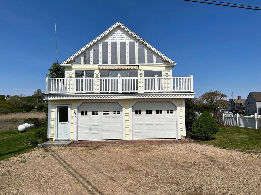 28 Ocean Boulevard North Hampton NH 03862