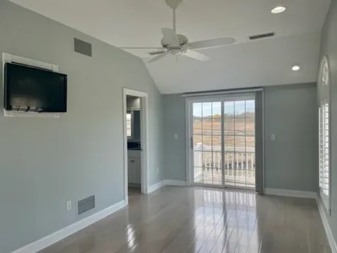 28 Ocean Boulevard North Hampton NH 03862