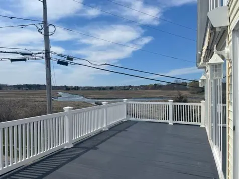 28 Ocean Boulevard North Hampton NH 03862