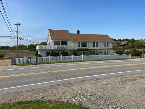 28 Ocean Boulevard North Hampton NH 03862