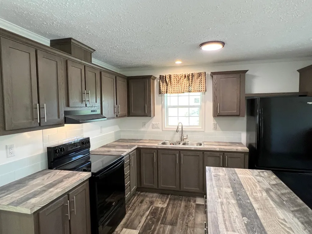 10 Meriden Mobile Court Drive Plainfield NH 03781