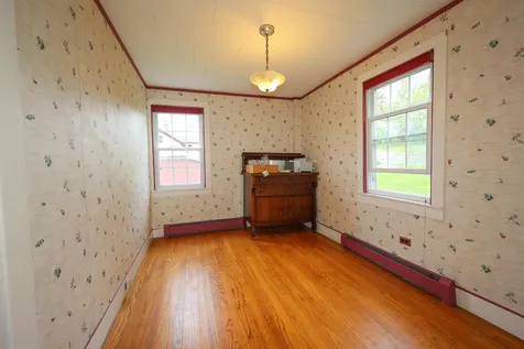 16 River Street Greenville NH 03048