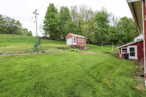 16 River Street Greenville NH 03048