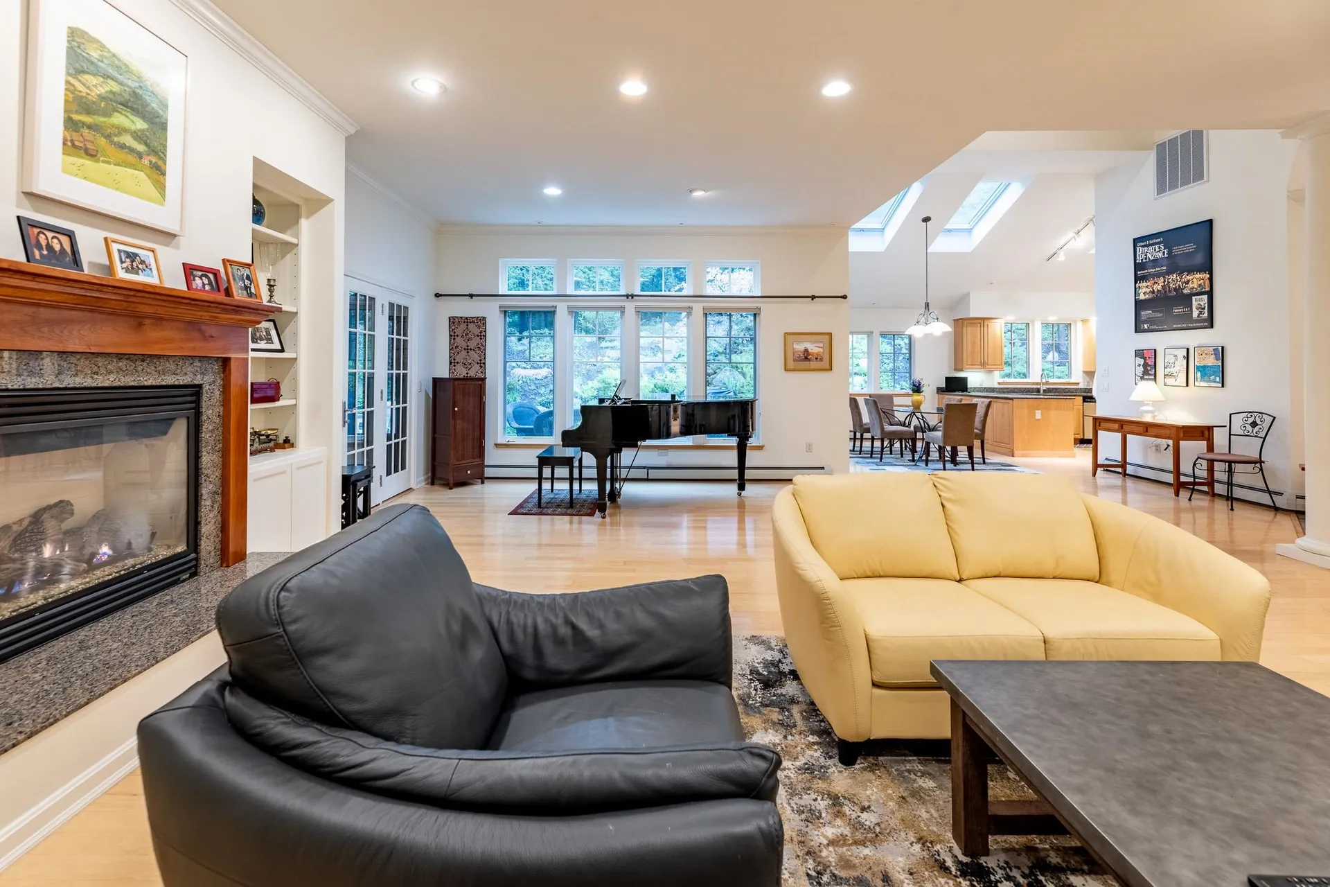 10 Aurora Way Hanover NH 03755-3227