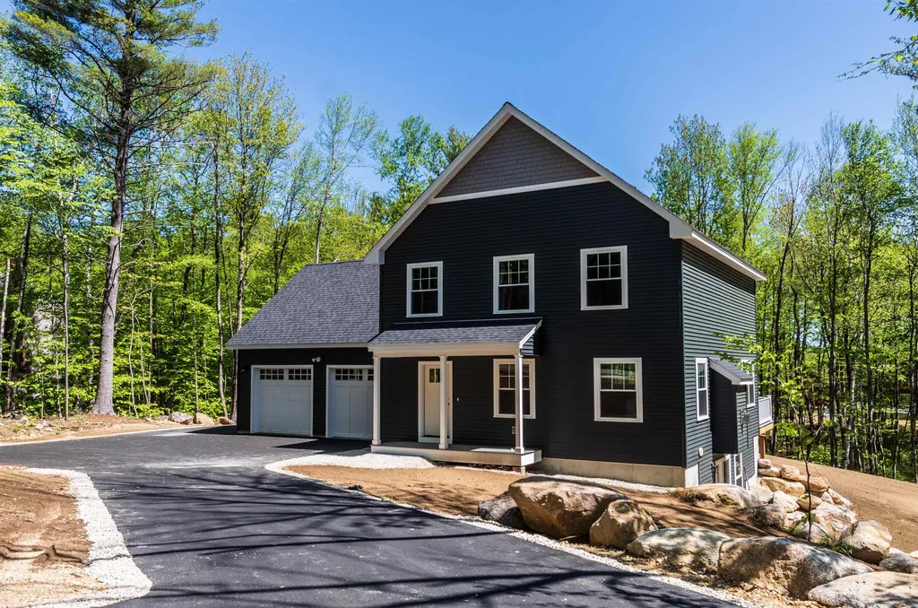 82 Sunny Oaks Terrace Strafford NH 03884