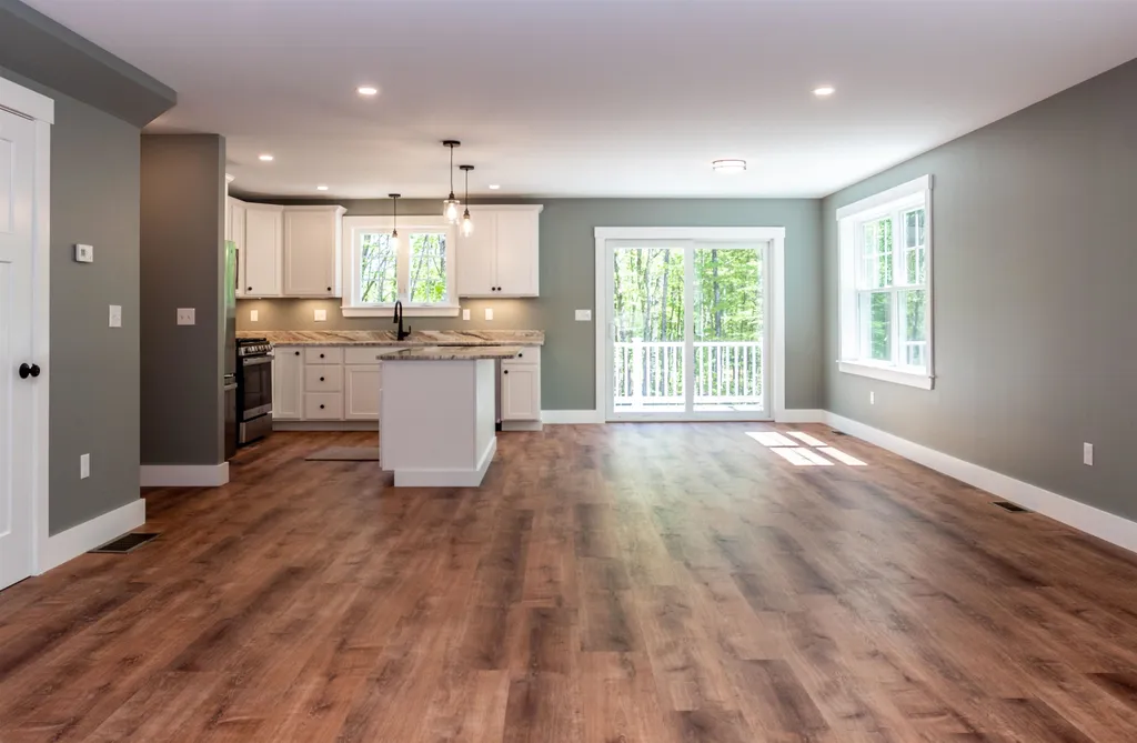 82 Sunny Oaks Terrace Strafford NH 03884