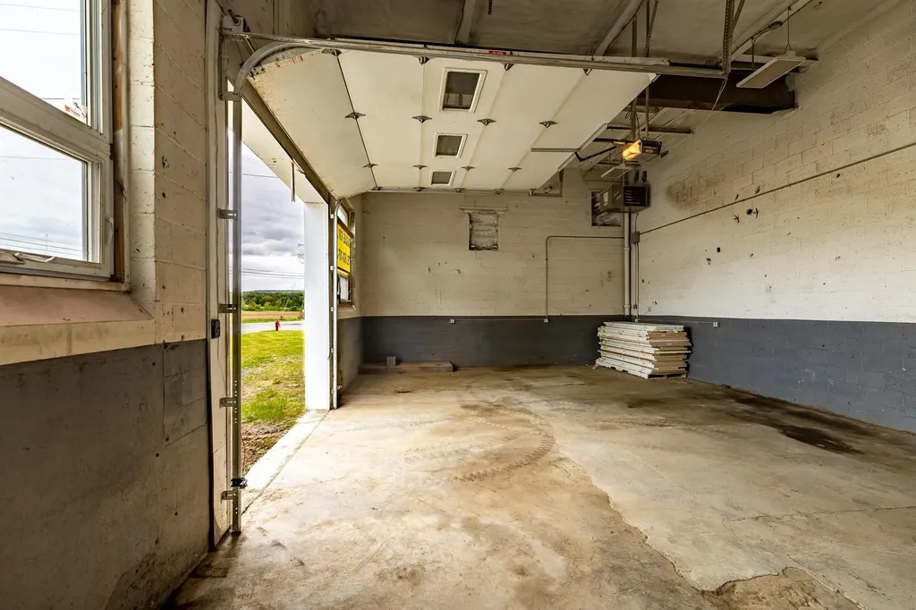 1143 Clark Pond Road Haverhill NH 03774