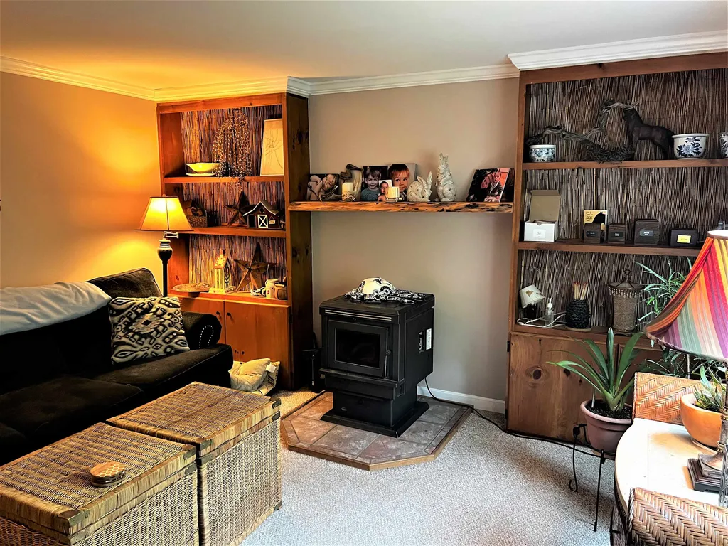 697 Fremont Road Chester NH 03036