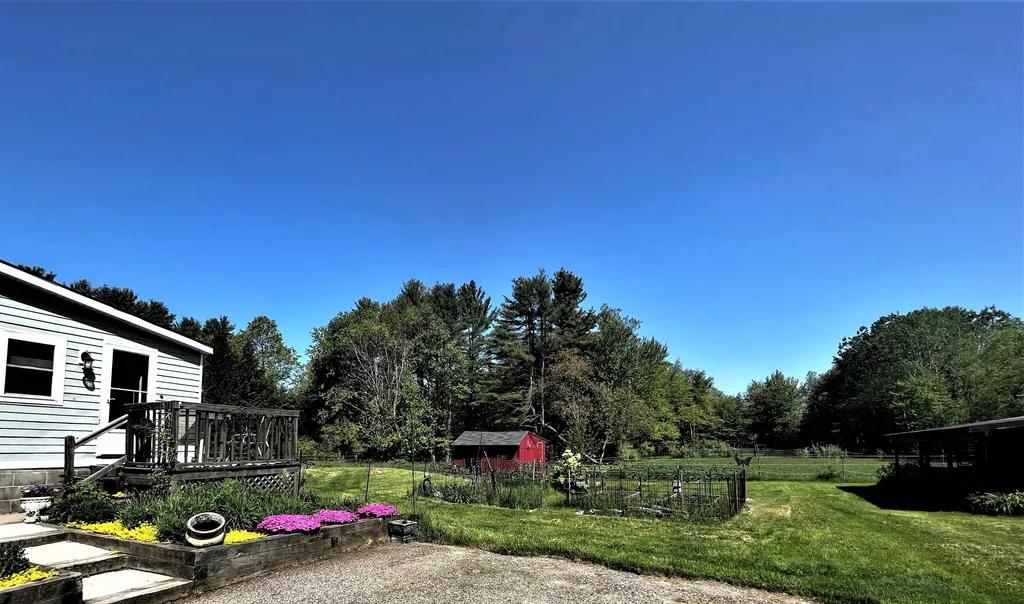 697 Fremont Road Chester NH 03036