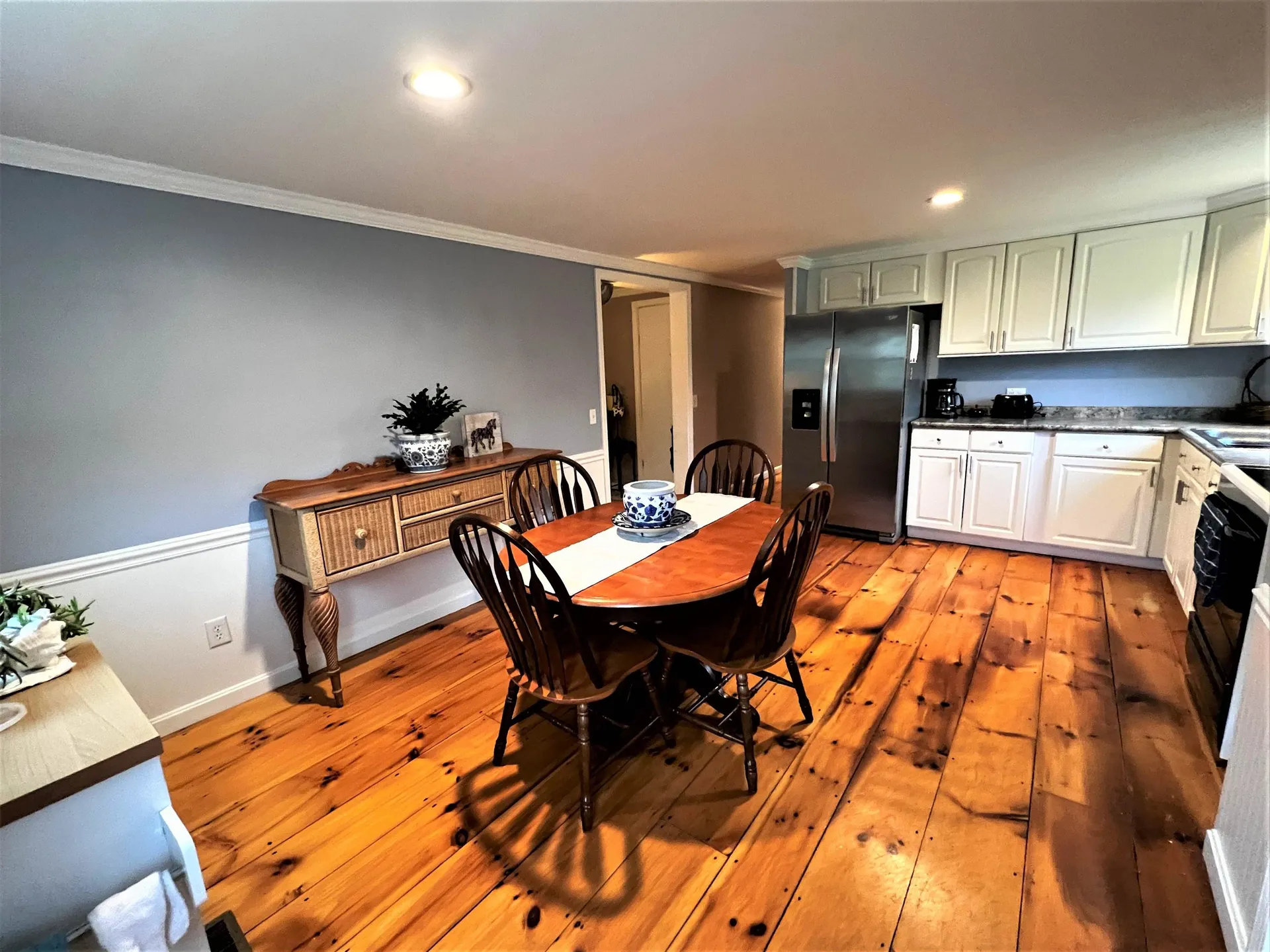 697 Fremont Road Chester NH 03036