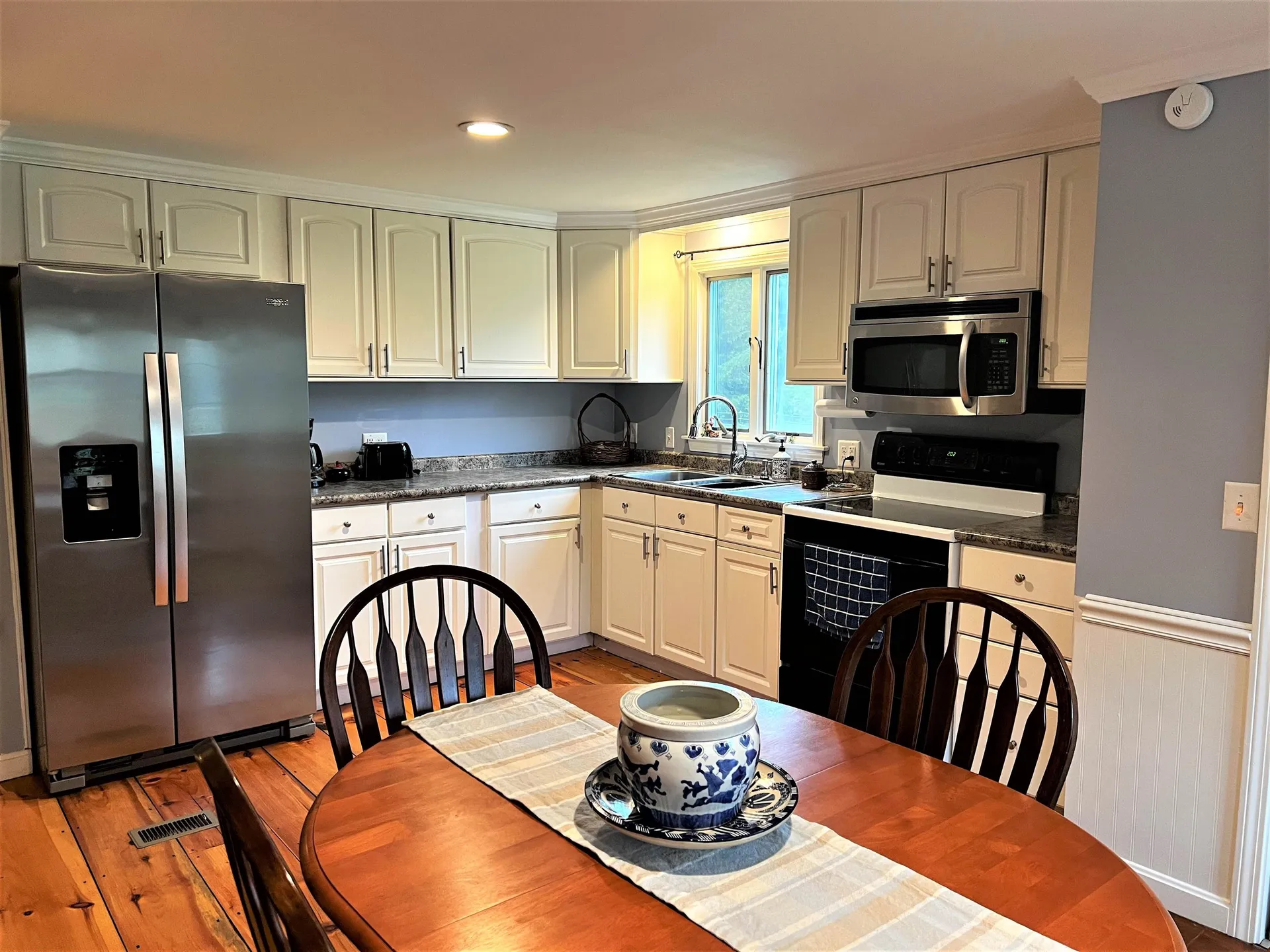 697 Fremont Road Chester NH 03036
