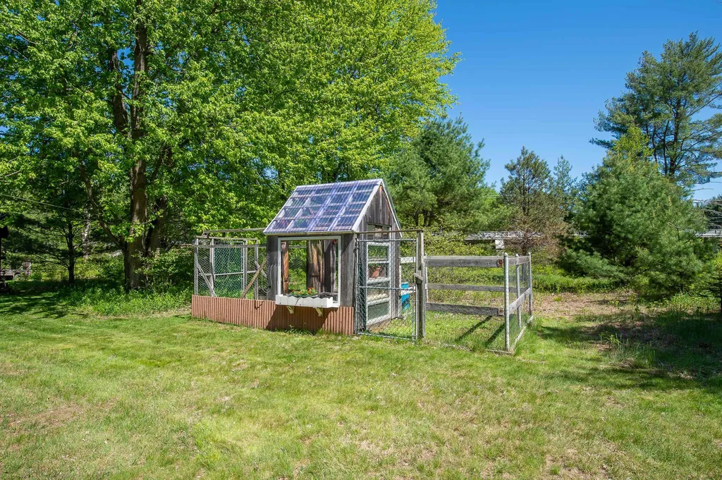 30 Grizzley Road Ossipee NH 03890