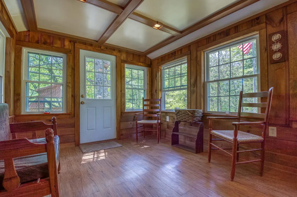 30 Grizzley Road Ossipee NH 03890