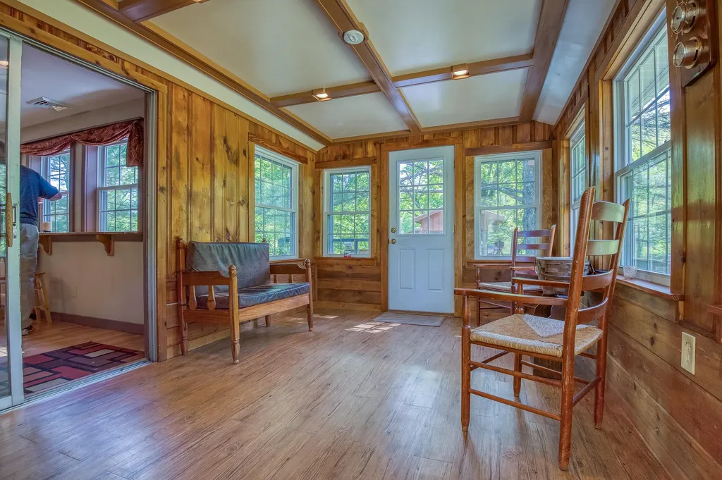 30 Grizzley Road Ossipee NH 03890