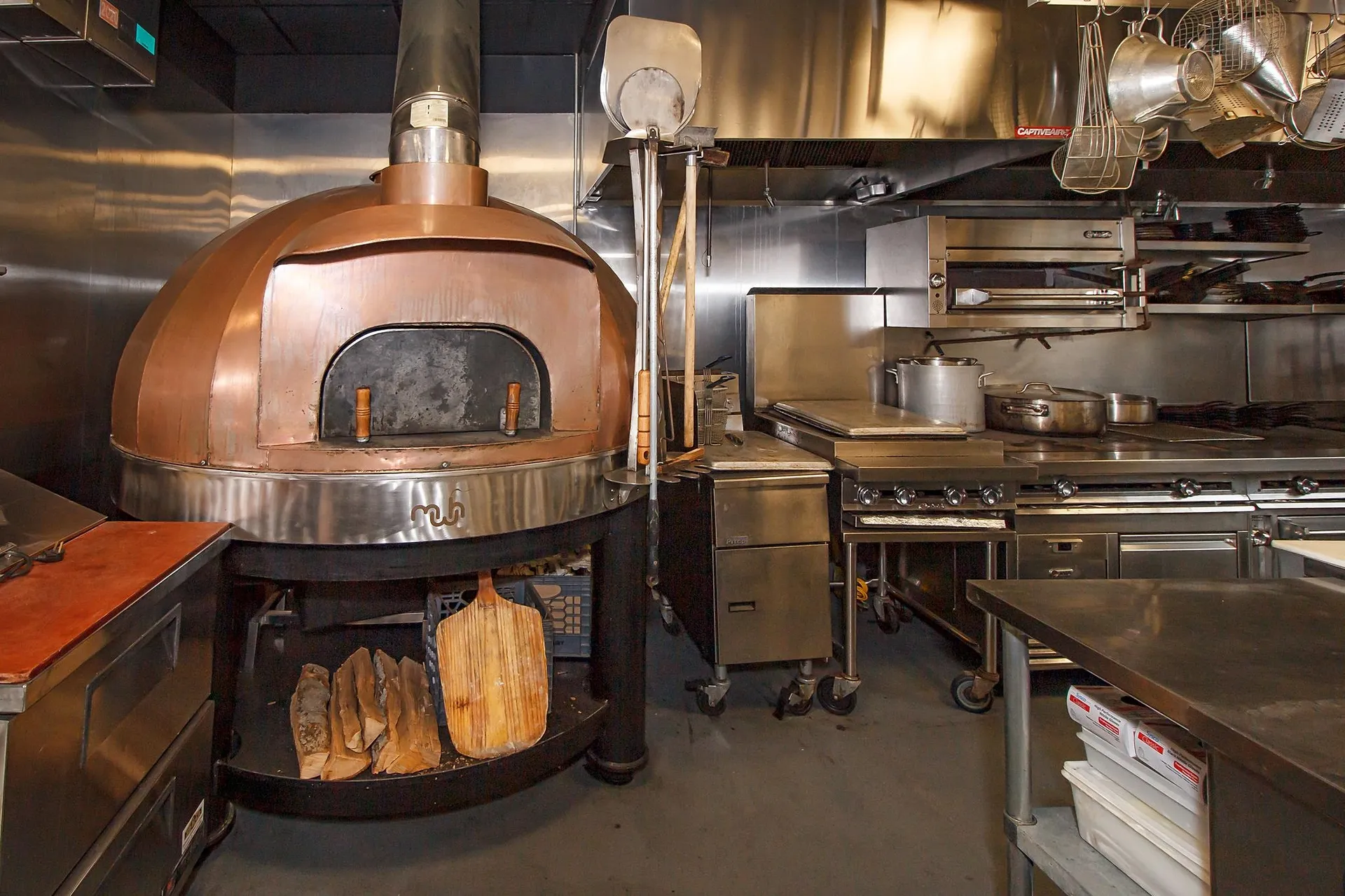 4 N. Main Street Wilmington VT 05363