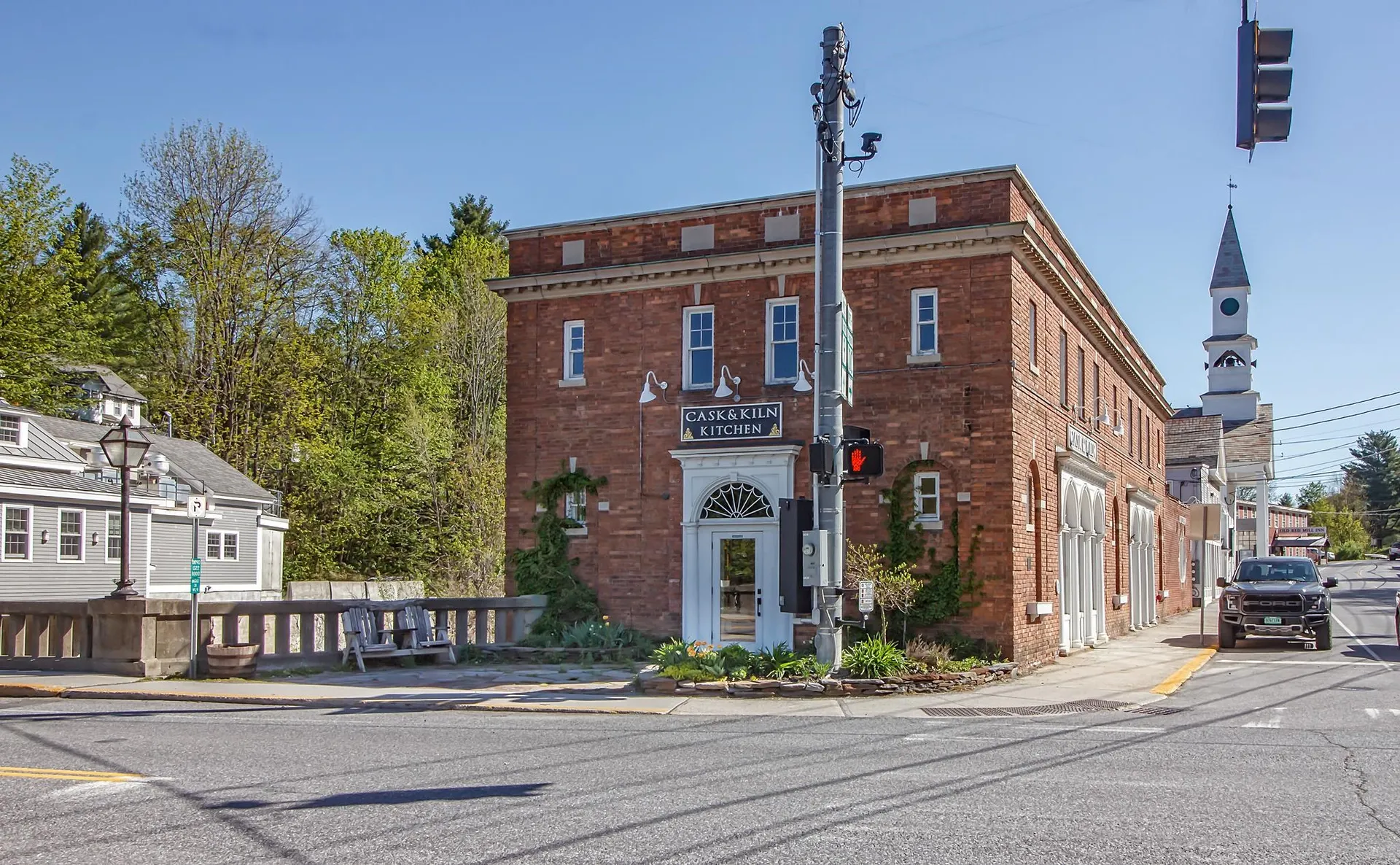 4 N. Main Street Wilmington VT 05363