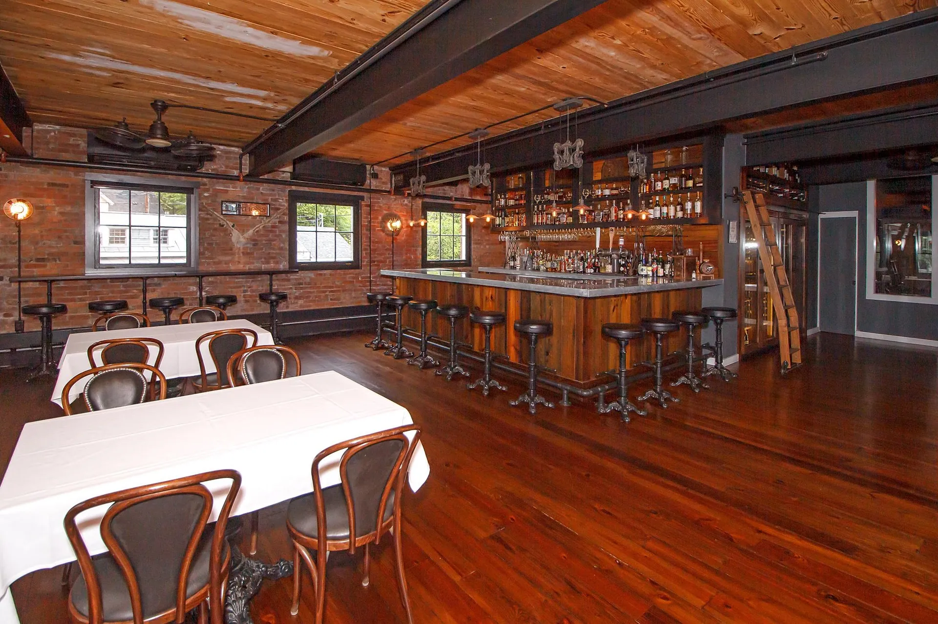 4 N. Main Street Wilmington VT 05363