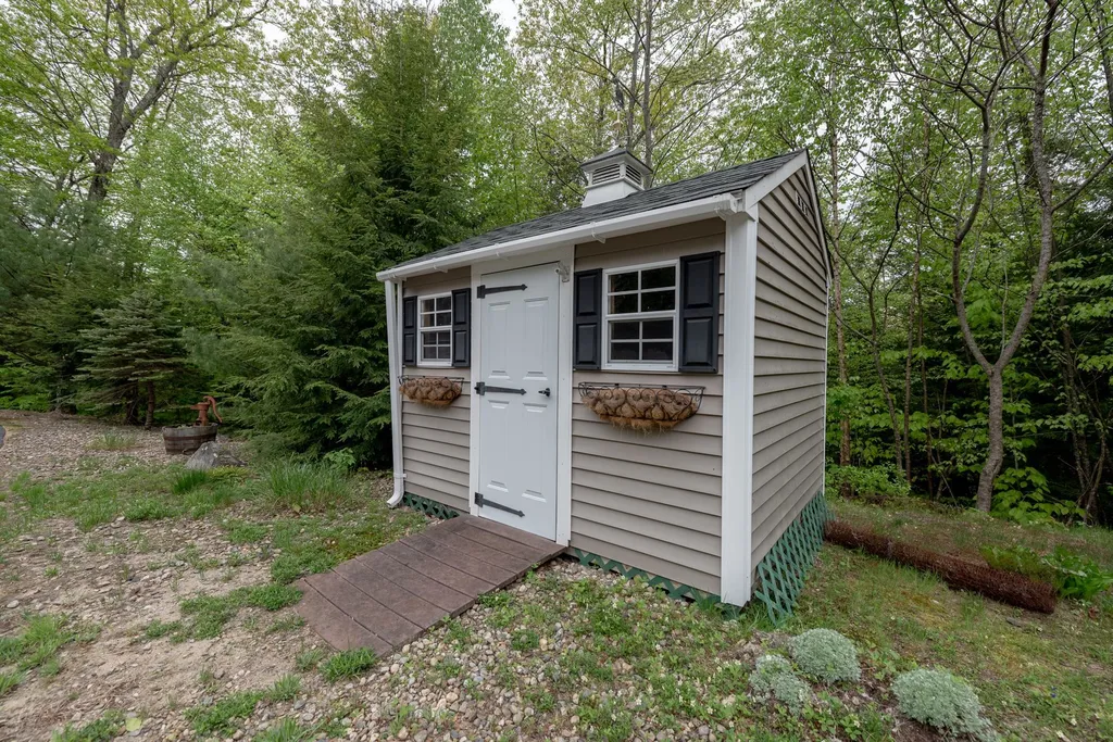 303 Hundred Acre Wood Road Bristol NH 03222