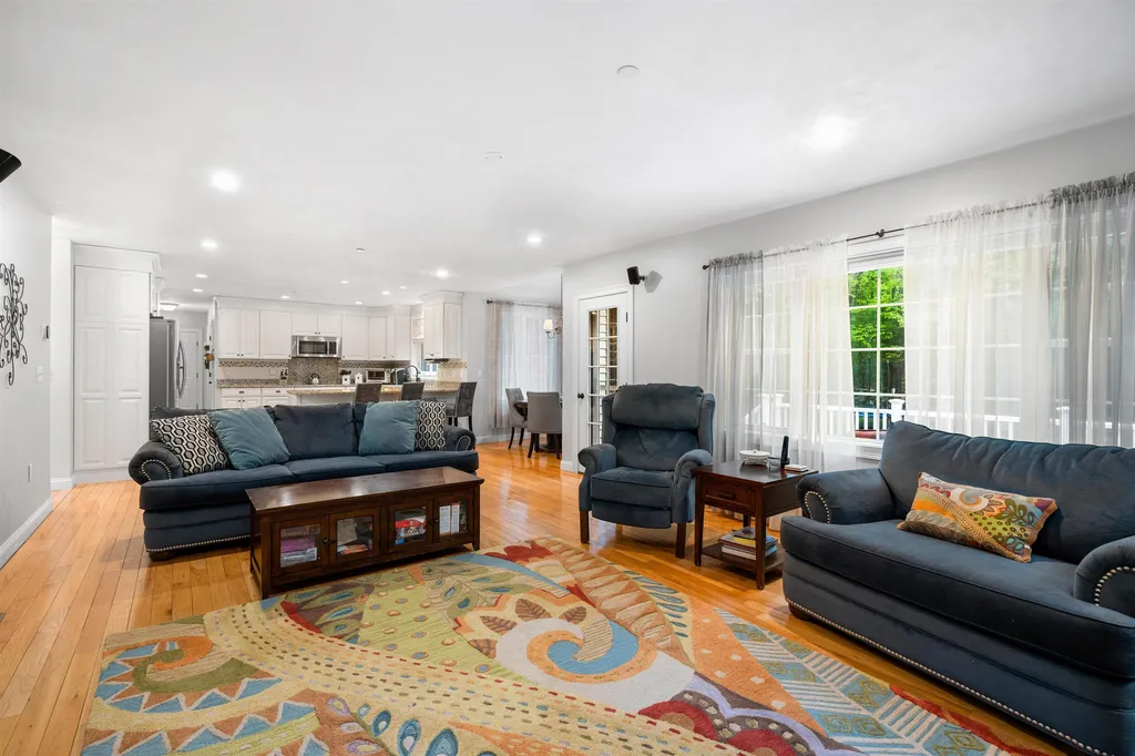 33 James Way Hudson NH 03051