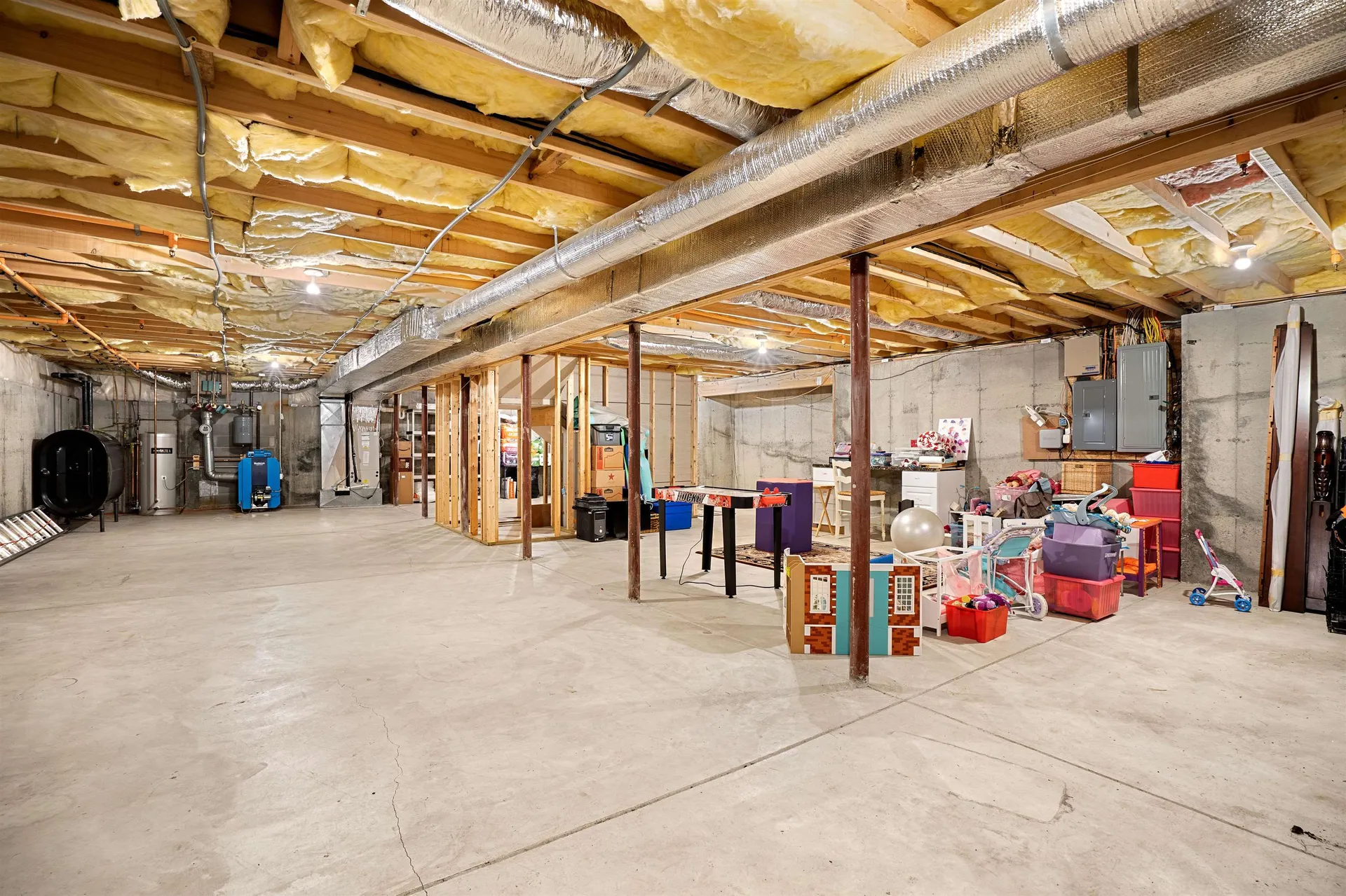 33 James Way Hudson NH 03051