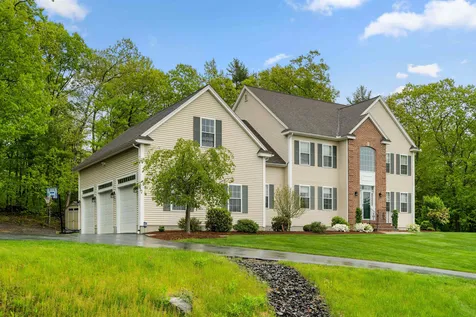 33 James Way Hudson NH 03051