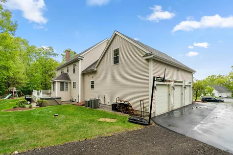 33 James Way Hudson NH 03051