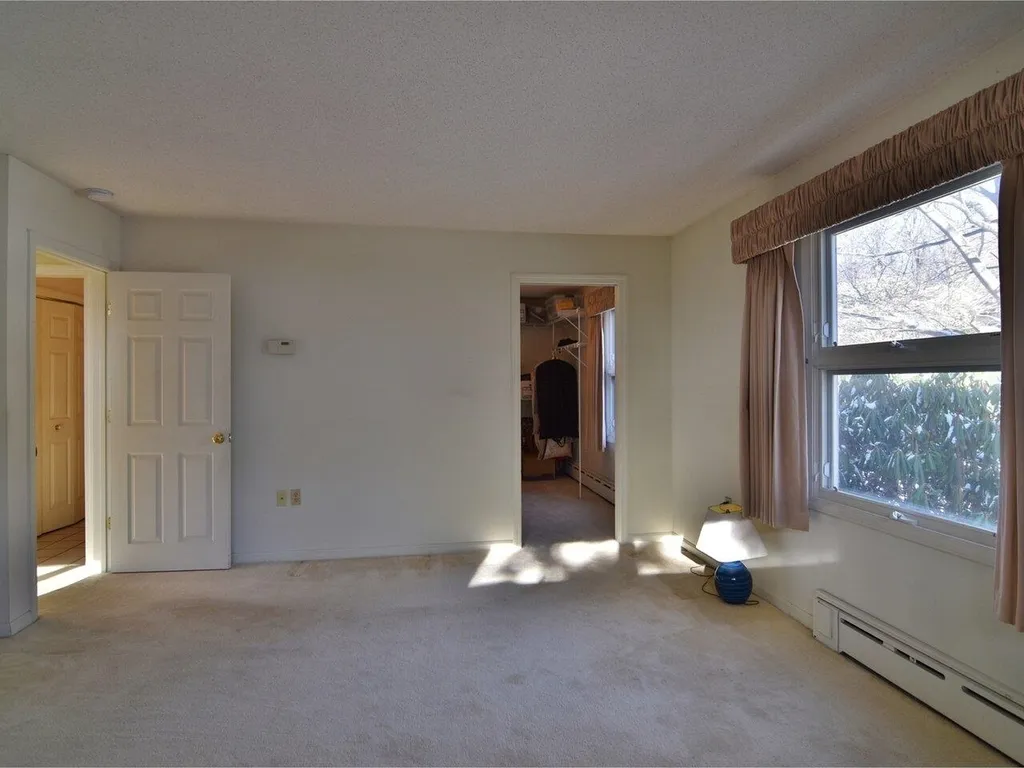 39 Iranistan Road Burlington VT 05401