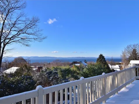 39 Iranistan Road Burlington VT 05401
