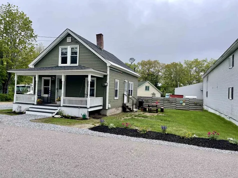 32 Thompson Park Franklin NH 03235
