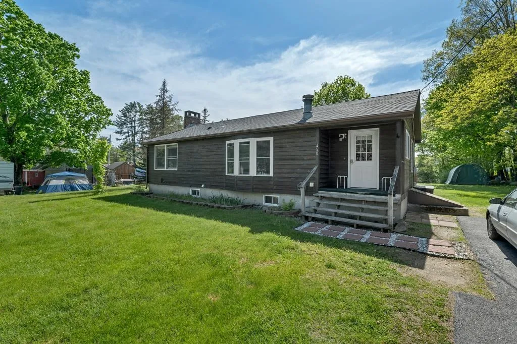 250 Kendall Street Franklin NH 03235