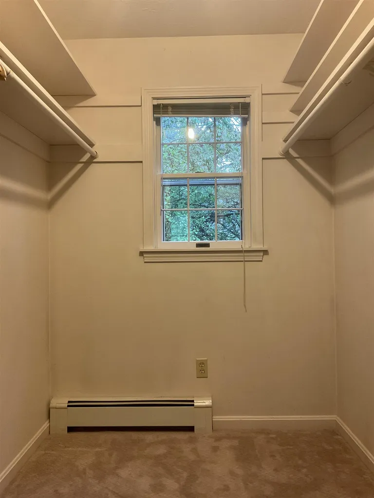6 Oak Ridge Road Lebanon NH 03784