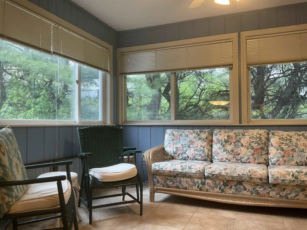6 Oak Ridge Road Lebanon NH 03784