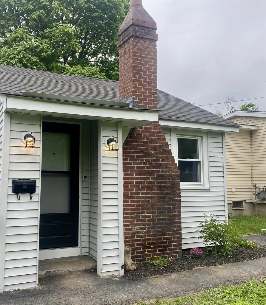 3 Dodge Street Rochester NH 03867