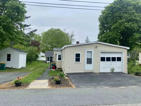 3 Dodge Street Rochester NH 03867