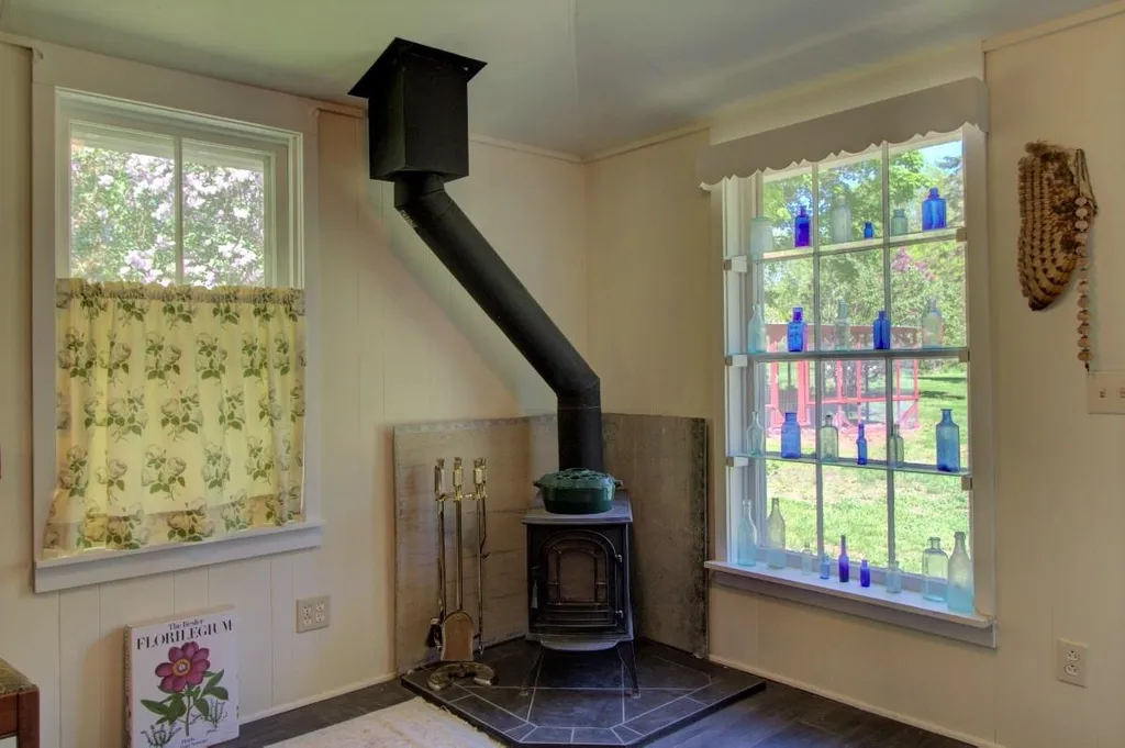 2517 Main Street Isle La Motte VT 05463