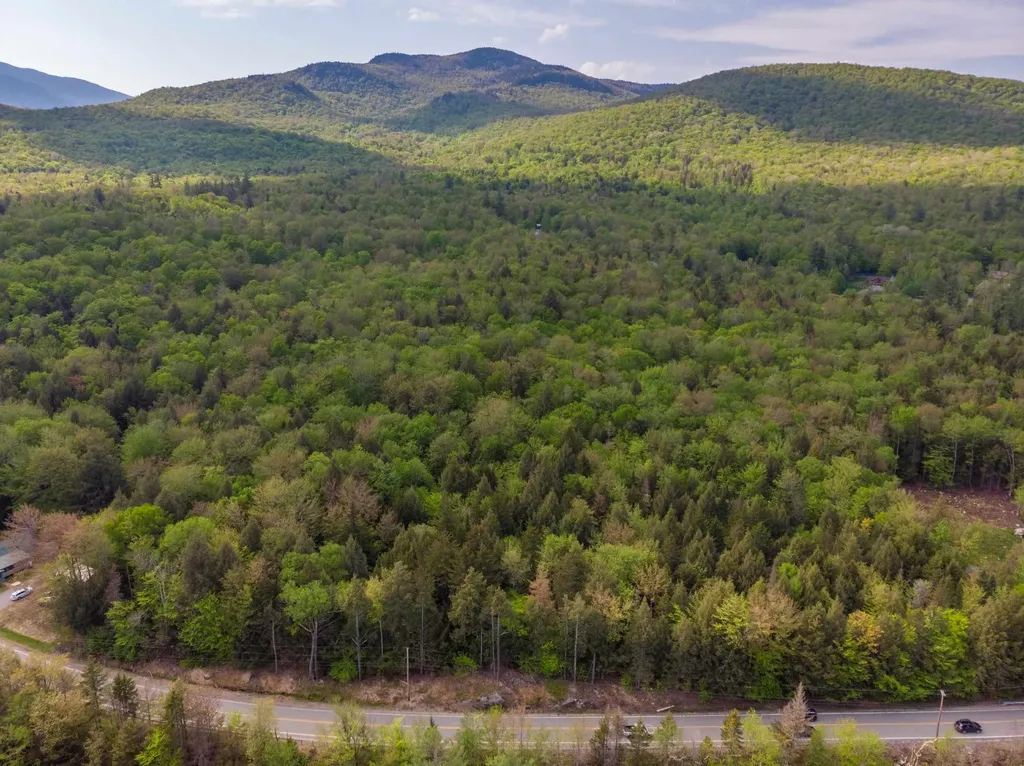 206-011 Lost River Road Woodstock NH 03262