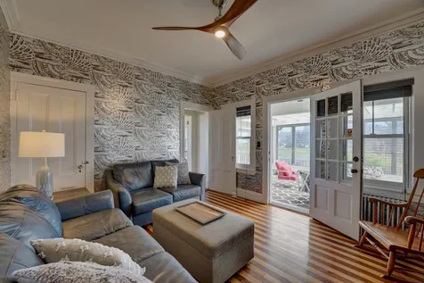 88 Ocean Boulevard North Hampton NH 03862