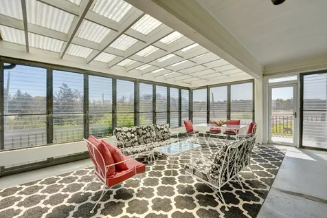 88 Ocean Boulevard North Hampton NH 03862